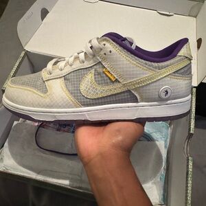 Union La Nike dunk court purple lightly worn size 9 w box